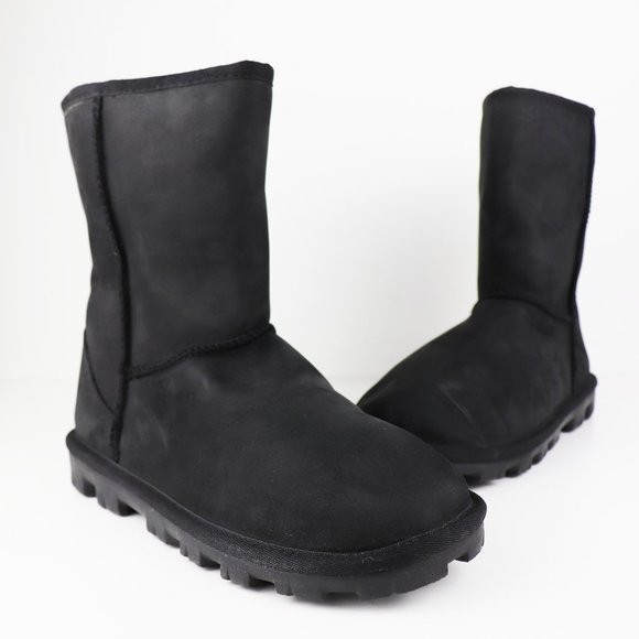 New Ugg Essential Short Uggpure Wool 